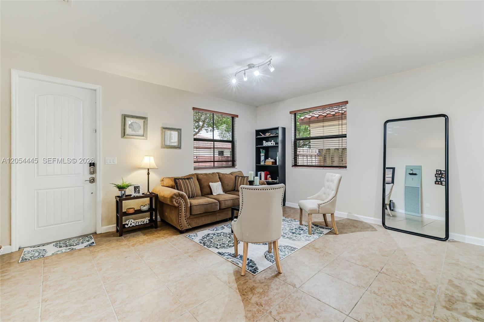 17670 Southwest 154th Place Miami, FL 33187 - Photo 6 of 69 Gallery Image 6