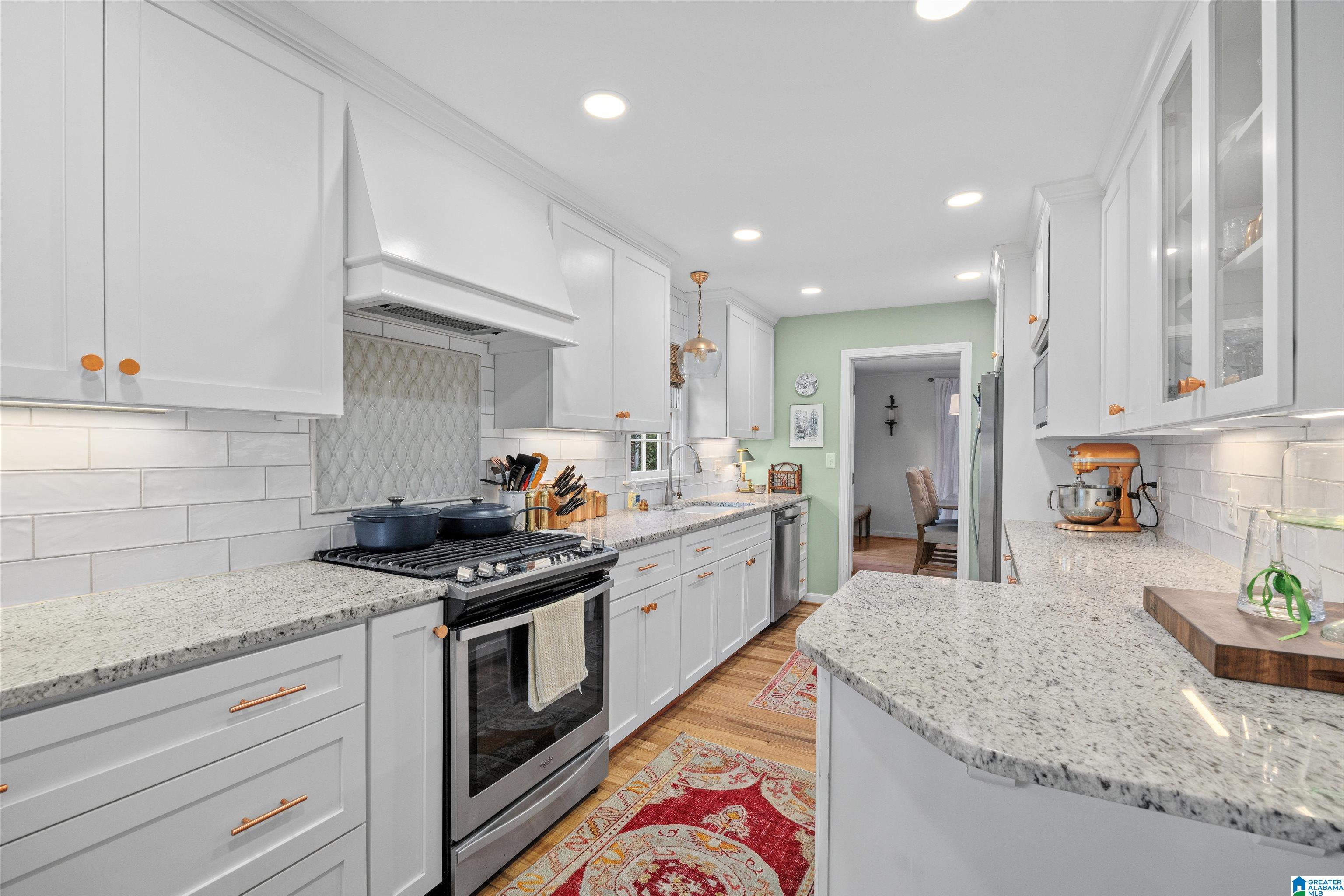 1836 Lancaster Road Homewood, AL 35209 - Photo 12 of 32 Gallery Image 12