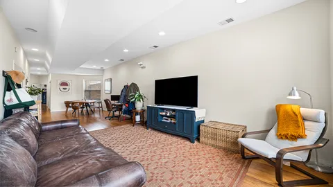 $1,050,000 | 4754 North Lincoln Avenue, Chicago, IL 60625
