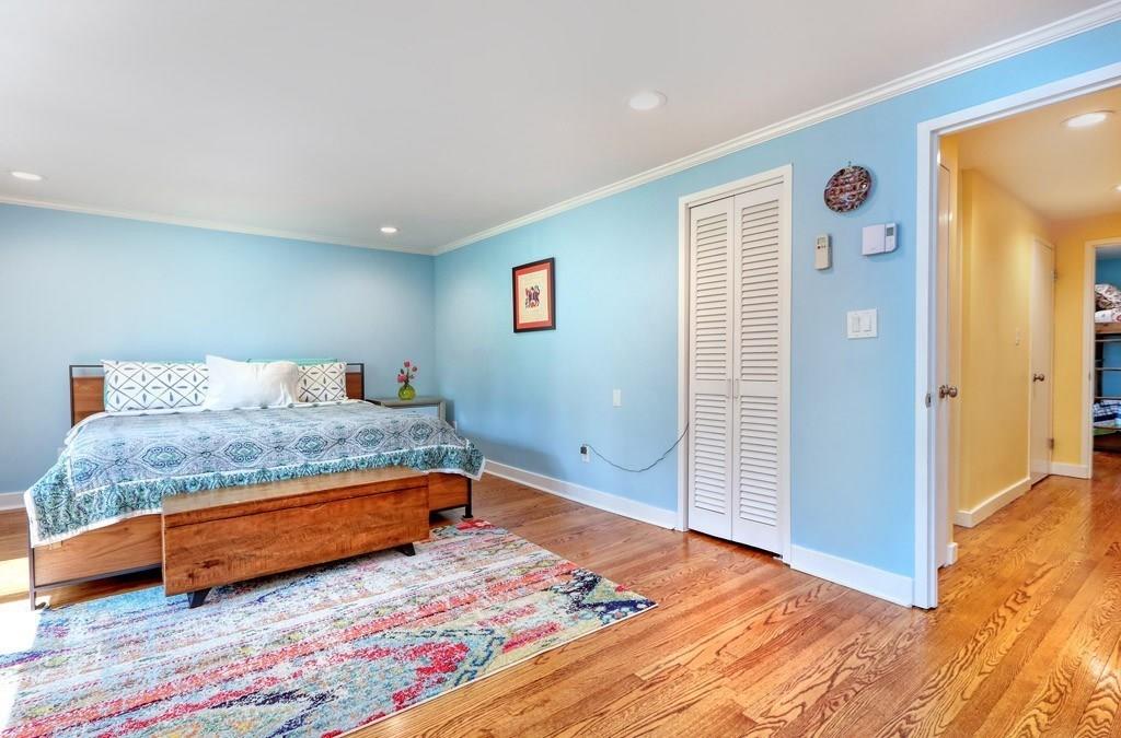 11 Juniper Ridge Road Lincoln, MA 01773 - Photo 19 of 36 a bedroom with natural light