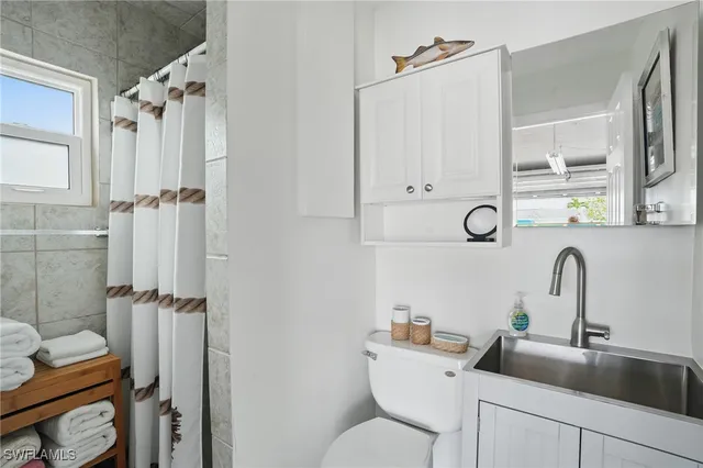 $725,000 | 2749 Bruce Street, Matlacha, FL 33993