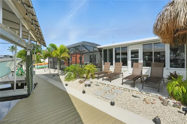 $725,000 | 2749 Bruce Street, Matlacha, FL 33993