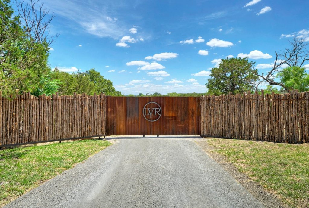 1430 Gibson-Best Road Hye, TX 78635 - Photo 2 of 42