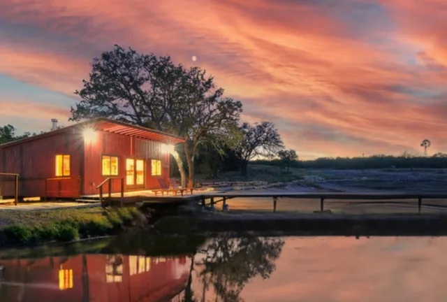 $6,995,000 | 1430 Gibson-Best Road, Hye, TX 78635