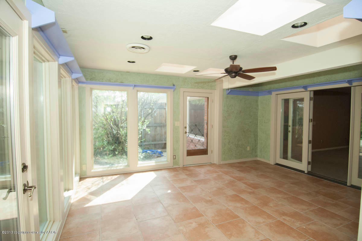 6206 Calumet Road Amarillo, TX 79106 - Photo 40 of 47 a view of an empty room and glass door