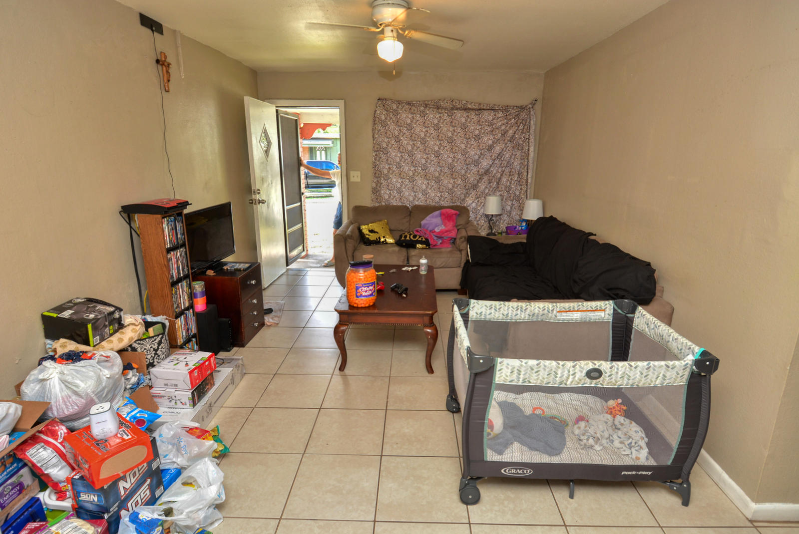 502 Wendell Road Fort Pierce, FL 34950 - Photo 20 of 28 Living Room