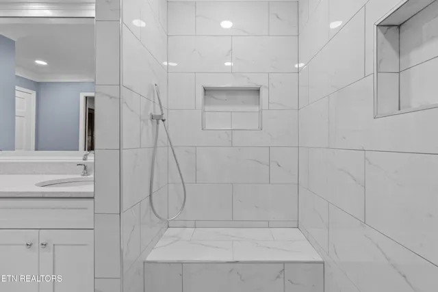 $499,900 | 3320 Hazelwood Court, Baneberry, TN 37890