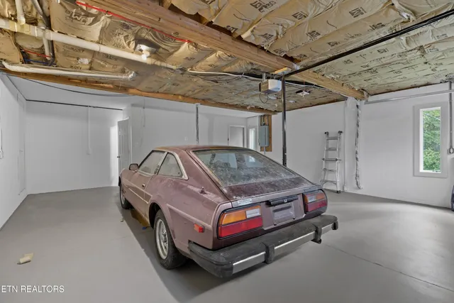 $499,900 | 3320 Hazelwood Court, Baneberry, TN 37890