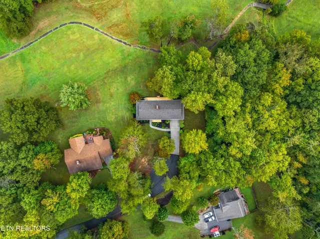 $499,900 | 3320 Hazelwood Court, Baneberry, TN 37890