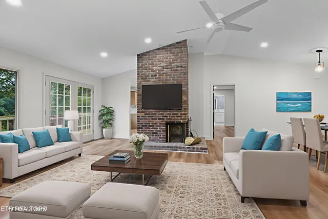 $499,900 | 3320 Hazelwood Court, Baneberry, TN 37890