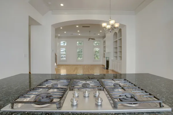 $4,000 | 1415 Oakdale Street, Houston, TX 77004