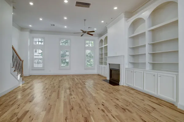 $4,000 | 1415 Oakdale Street, Houston, TX 77004