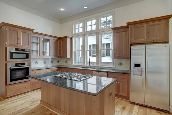 $3,900 | 1415 Oakdale Street, Houston, TX 77004