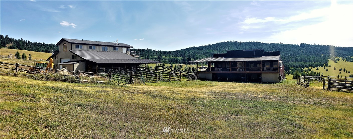 179 Fletcher Road Oroville, WA 98844 - Photo 2 of 25 Gallery Image 2