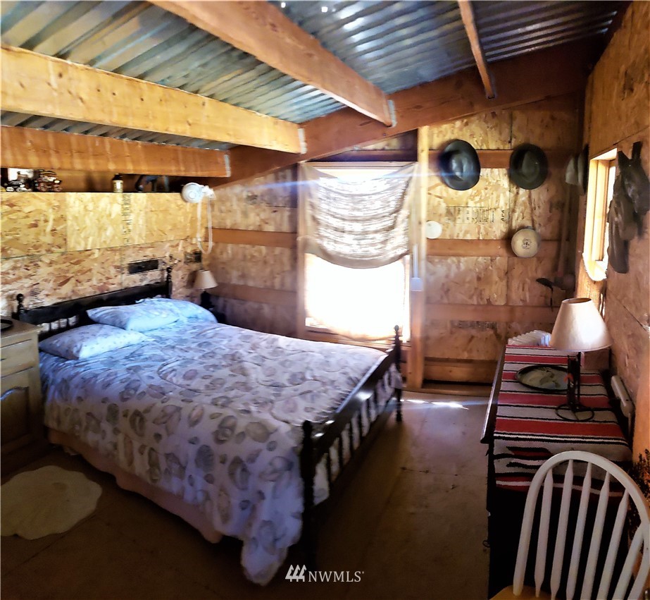179 Fletcher Road Oroville, WA 98844 - Photo 23 of 25 Gallery Image 23