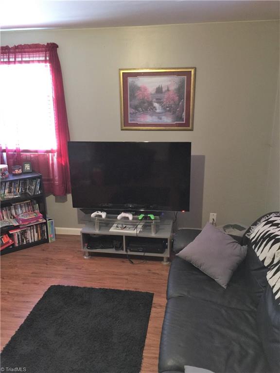 1607 Pershing Street High Point, NC 27260 - Photo 3 of 14 Gallery Image 3