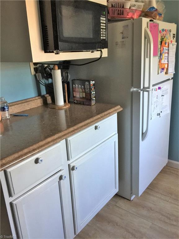 1607 Pershing Street High Point, NC 27260 - Photo 5 of 14 Gallery Image 5