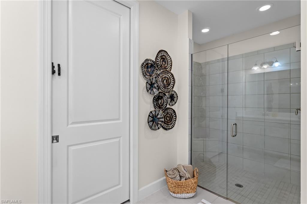 9642 Montelanico Loop, Unit 103 Naples, FL 34119 - Photo 19 of 44