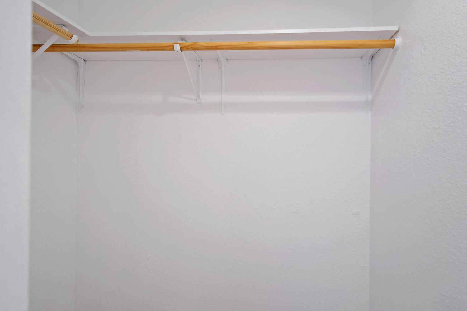 3701 Colonial Drive, Unit 156 Modesto, CA 95356 - Photo 11 of 32 a close up view of shower