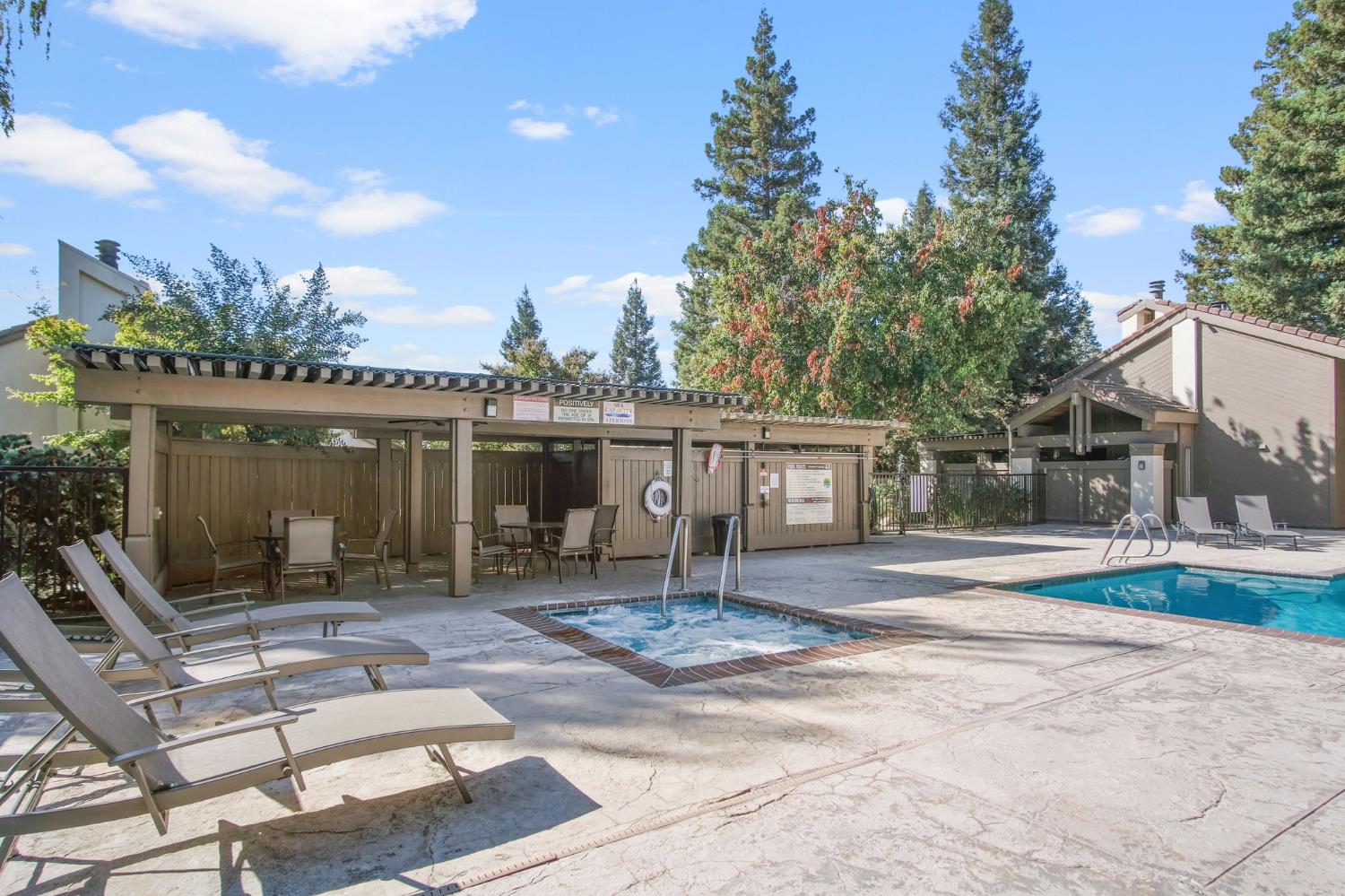 3701 Colonial Drive, Unit 156 Modesto, CA 95356 - Photo 27 of 32 a house view with a sitting space and garden space