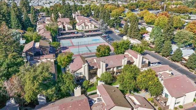 $221,999 | 3701 Colonial Drive, Unit 156, Modesto, CA 95356