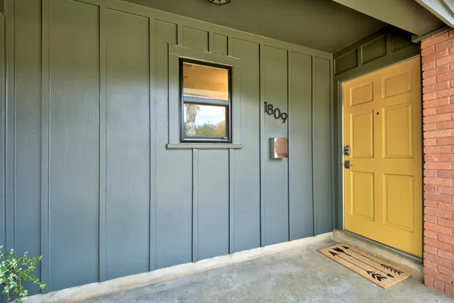 $3,200 | 1809 Forestglade Drive, Austin, TX 78745