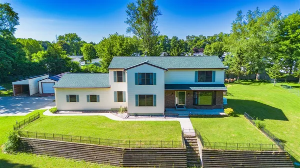 $600,000 | 8805 Stadium Drive, Kalamazoo, MI 49009