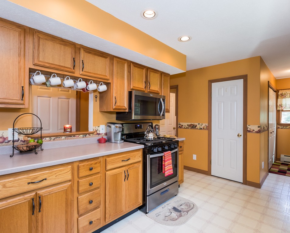 2 Lagoon Road Ware, MA 01082 - Photo 16 of 30 Gallery Image 16