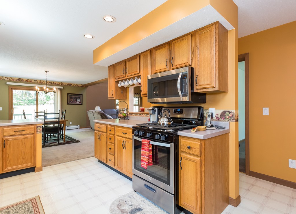 2 Lagoon Road Ware, MA 01082 - Photo 17 of 30 Gallery Image 17