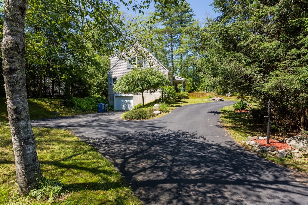 2 Lagoon Road Ware, MA 01082 - Photo 2 of 30 Gallery Image 2