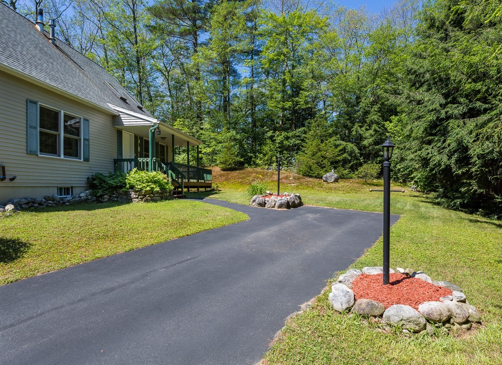 2 Lagoon Road Ware, MA 01082 - Photo 4 of 30 Gallery Image 4