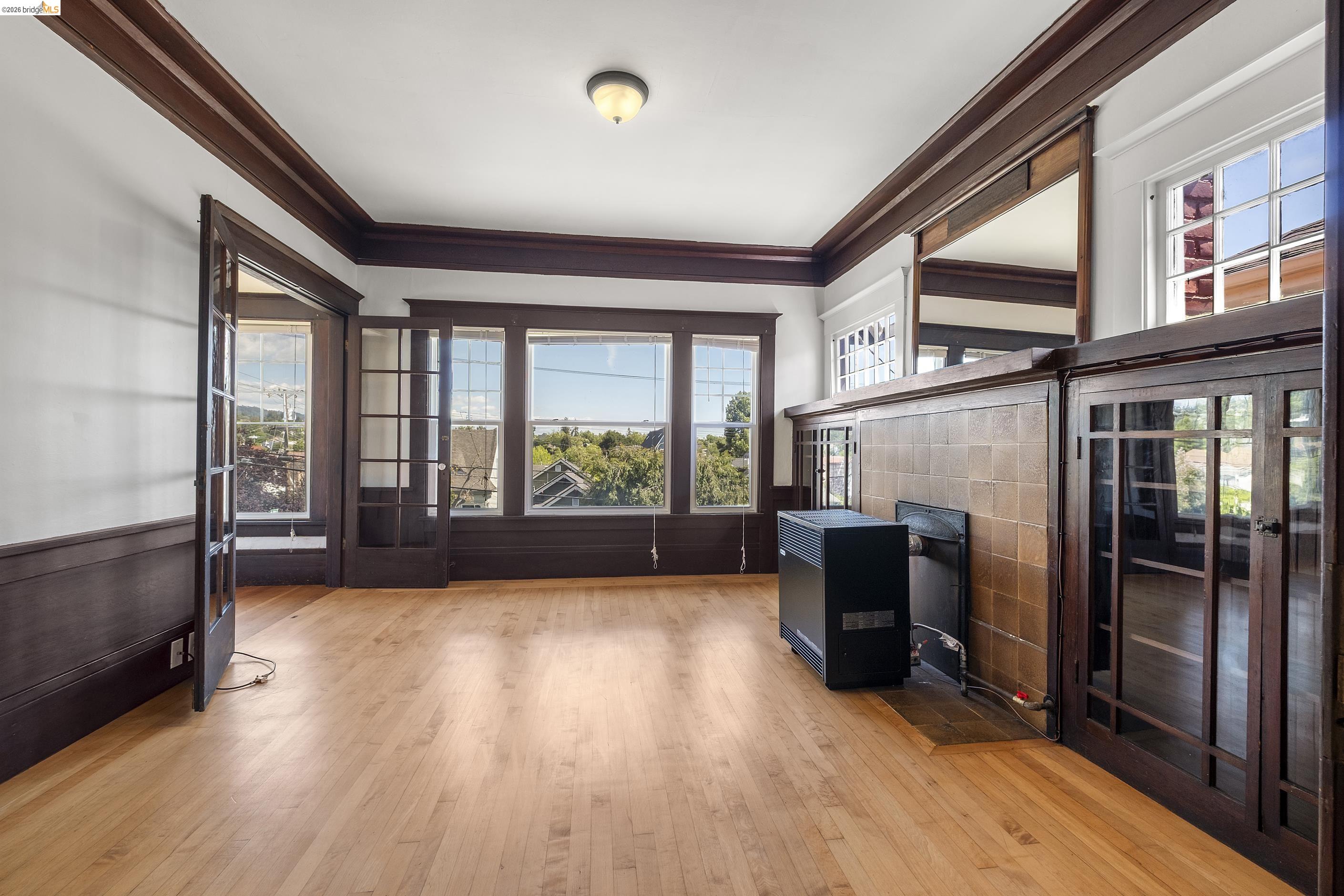 4283 Howe Street Oakland, CA 94611 - Photo 16 of 38