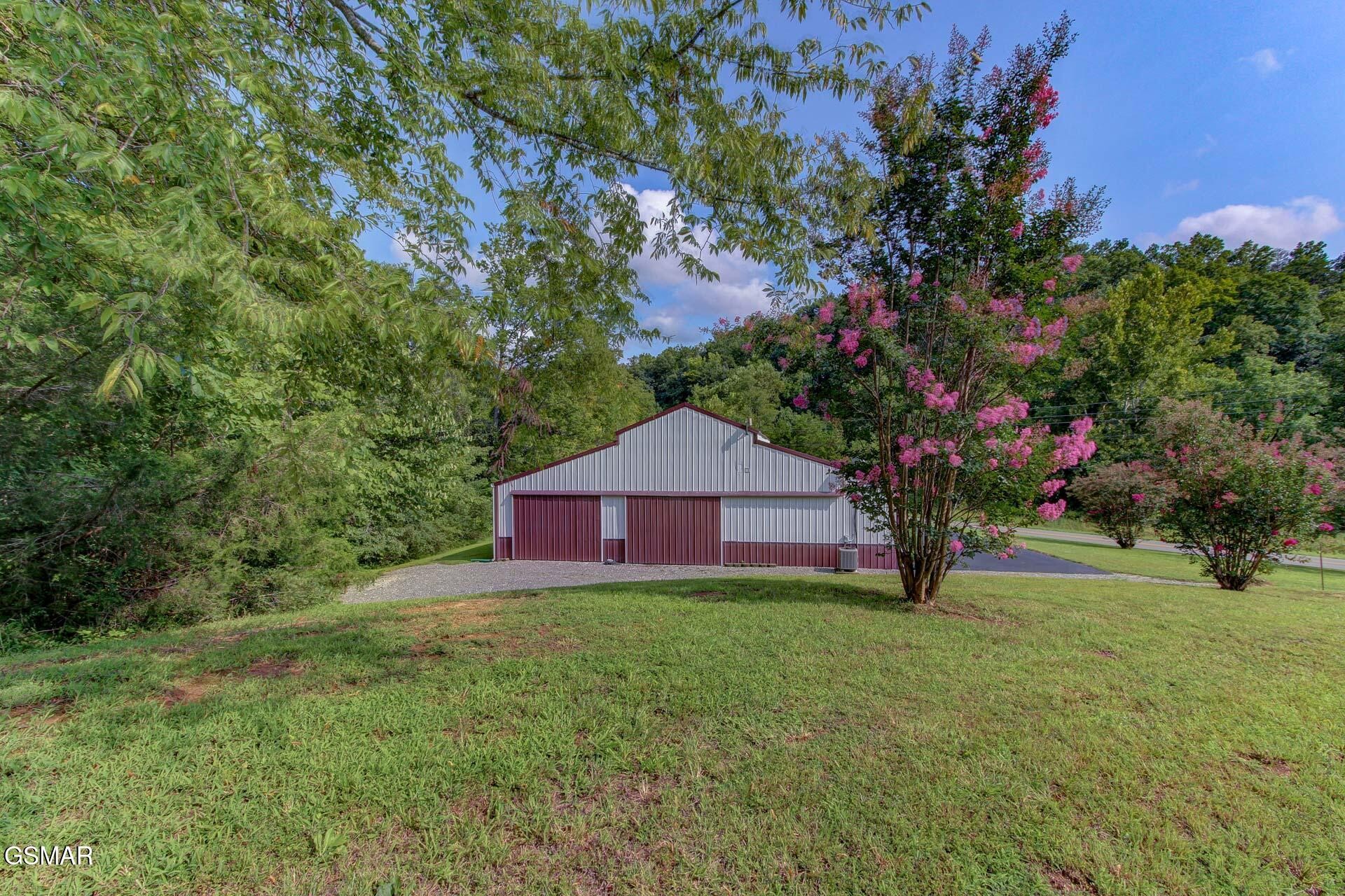 1250 Sugar Loaf Road Sevierville, TN 37876 - Photo 36 of 37 Gallery Image 36