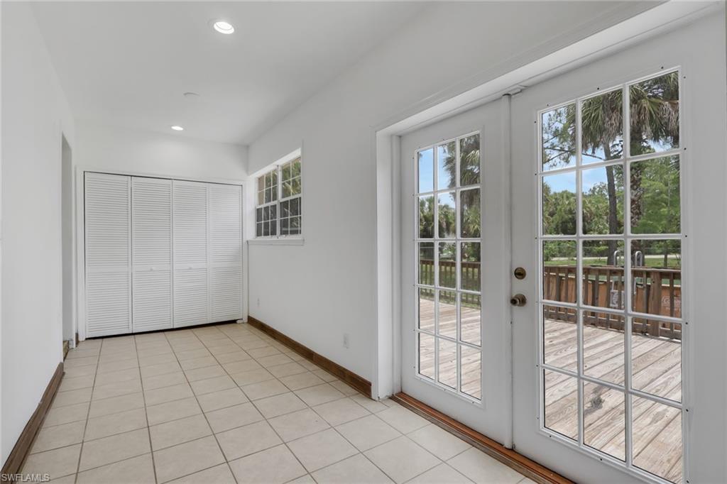 160 19th Street Southwest Naples, FL 34117 - Photo 32 of 49