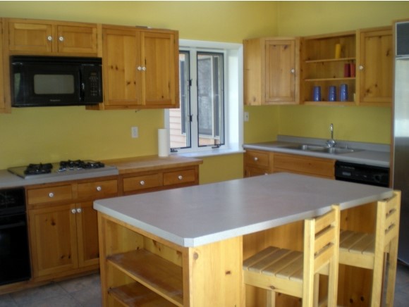 345 Middle Road Tuftonboro, NH 03816 - Photo 4 of 36