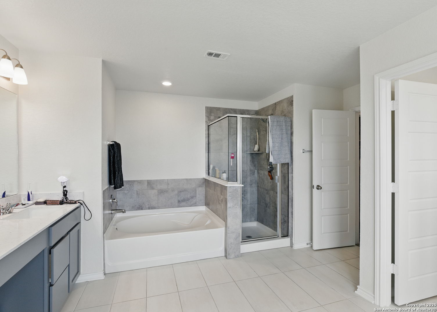 217 Landmark Cove Cibolo, TX 78108 - Photo 16 of 24