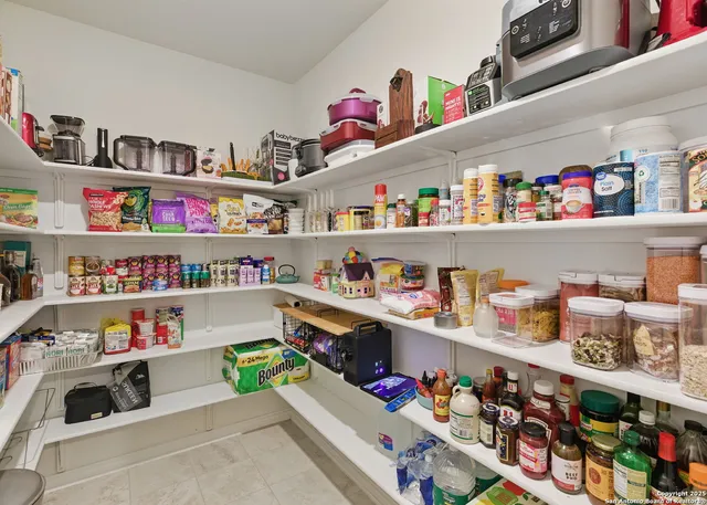 $3,095 | 217 Landmark Cove, Cibolo, TX 78108