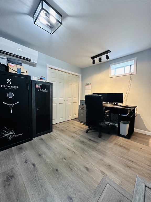 24 Dodge Road Charlton, MA 01507 - Photo 22 of 34 a living room with furniture