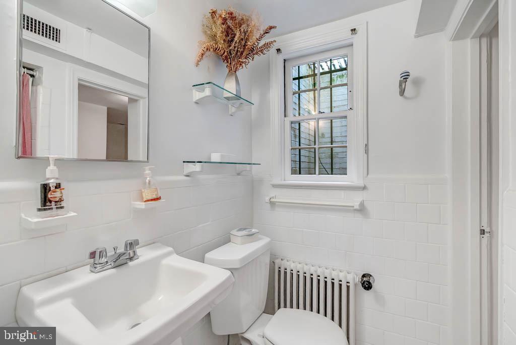 5016 Loughboro Road Northwest Washington, DC 20016 - Photo 33 of 39 Lower Level Full Bath--5th bedroom adjoins it
