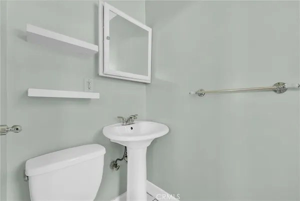 $550,000 | 100 Palmetto Drive, Unit 9, Pasadena, CA 91105