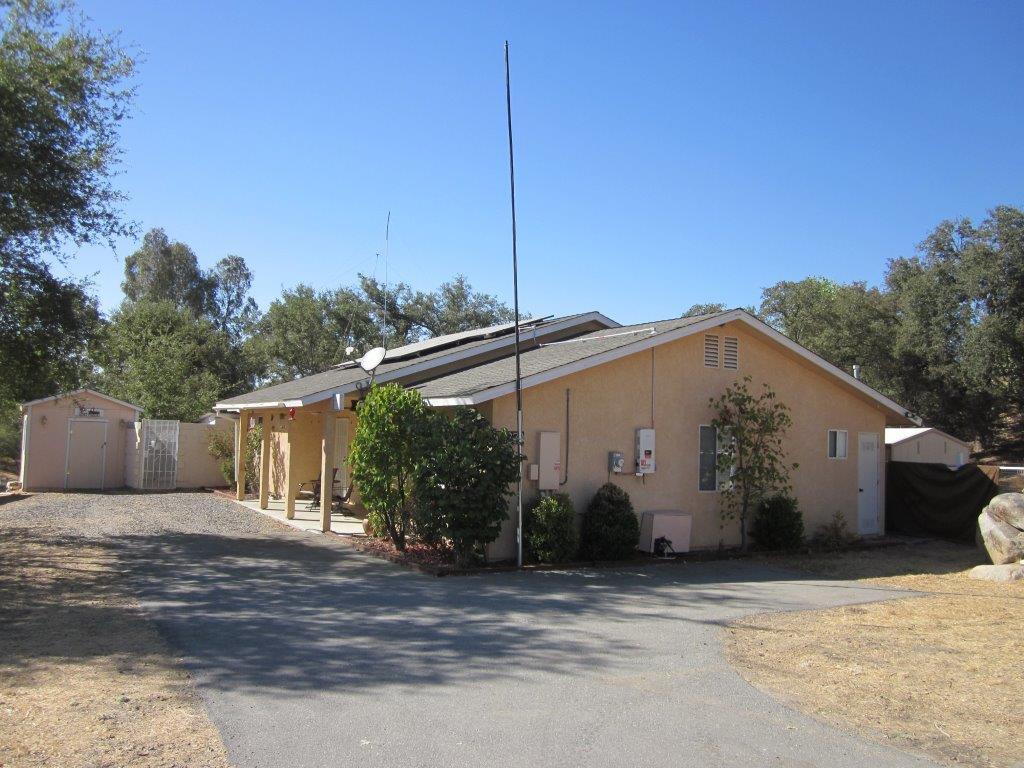 28270 River Rd Way Madera, CA 93636 - Photo 2 of 44