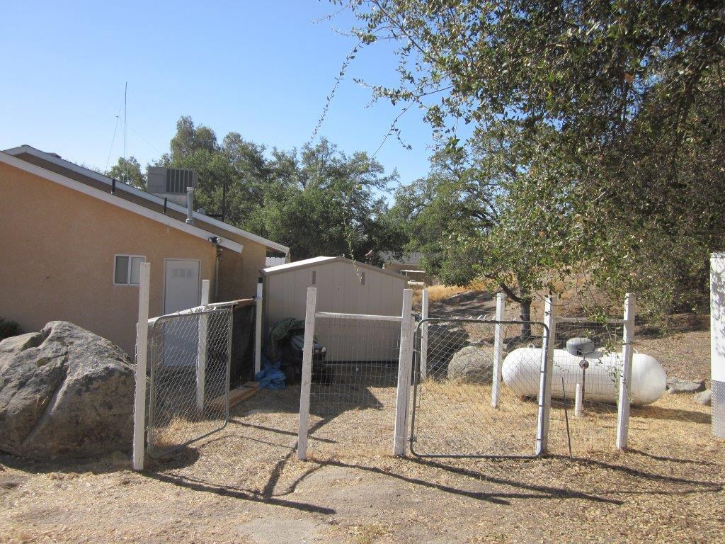 28270 River Rd Way Madera, CA 93636 - Photo 9 of 44
