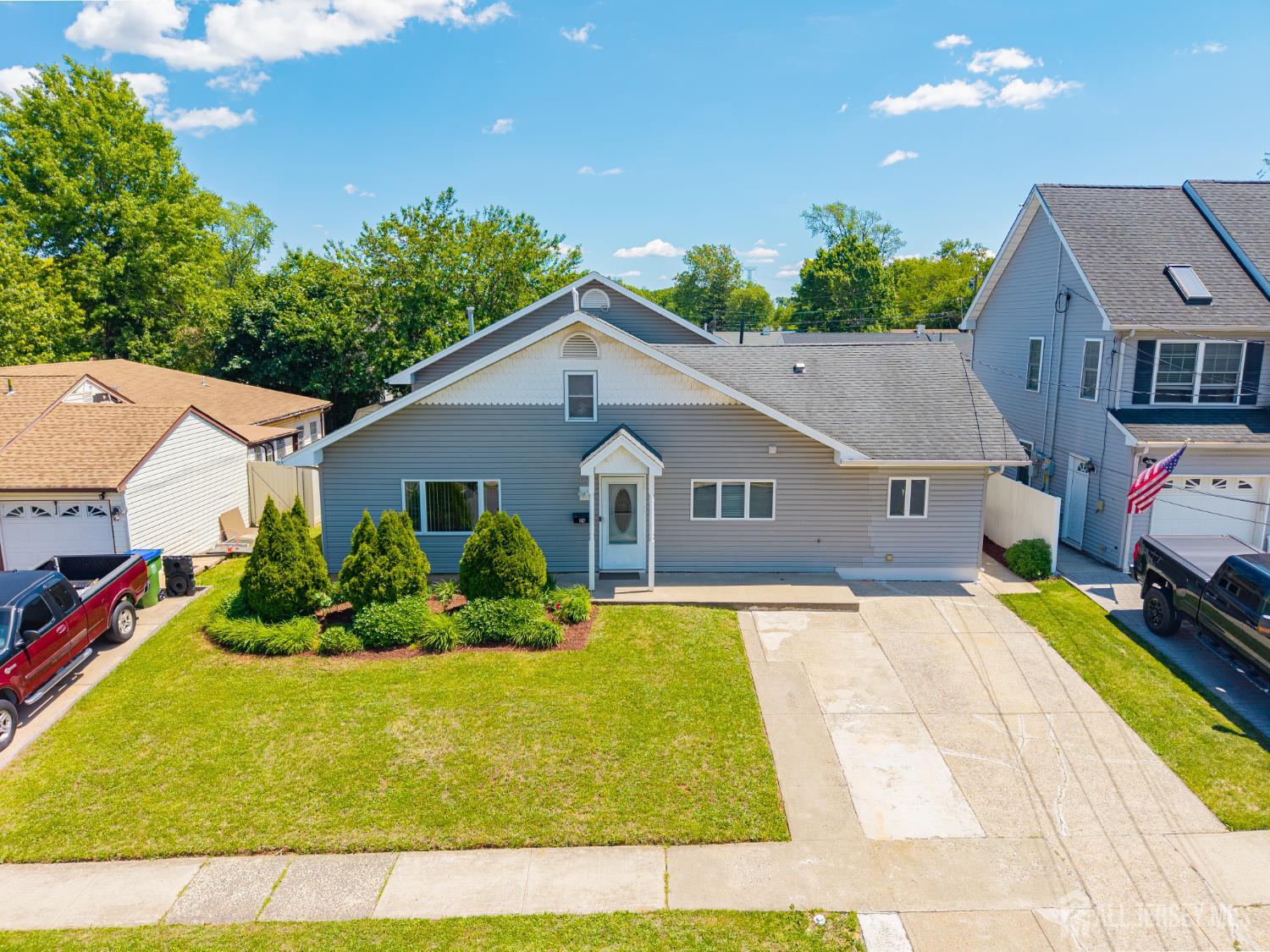 24 Winthrop Road Edison, NJ 08817 - Photo 2 of 42