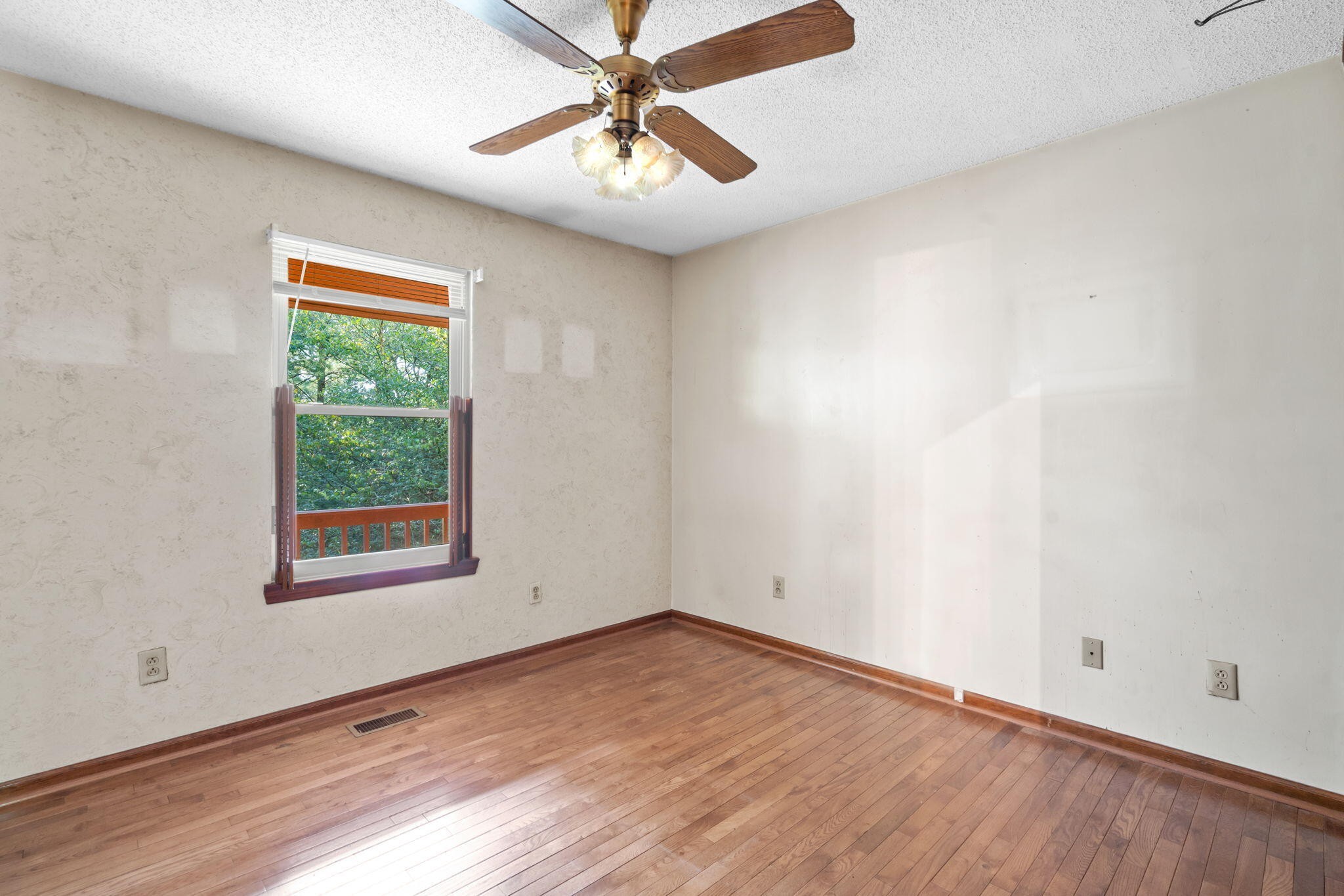 444 Morgan Road Charleston, TN 37310 - Photo 15 of 19 Gallery Image 15