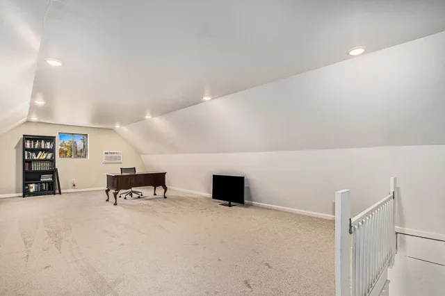 $399,900 | 8482 Cottonwood Drive, Jenison, MI 49428