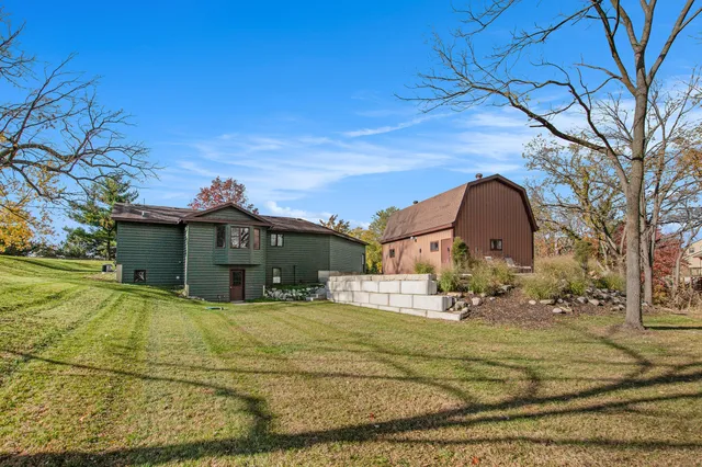 $399,900 | 8482 Cottonwood Drive, Jenison, MI 49428