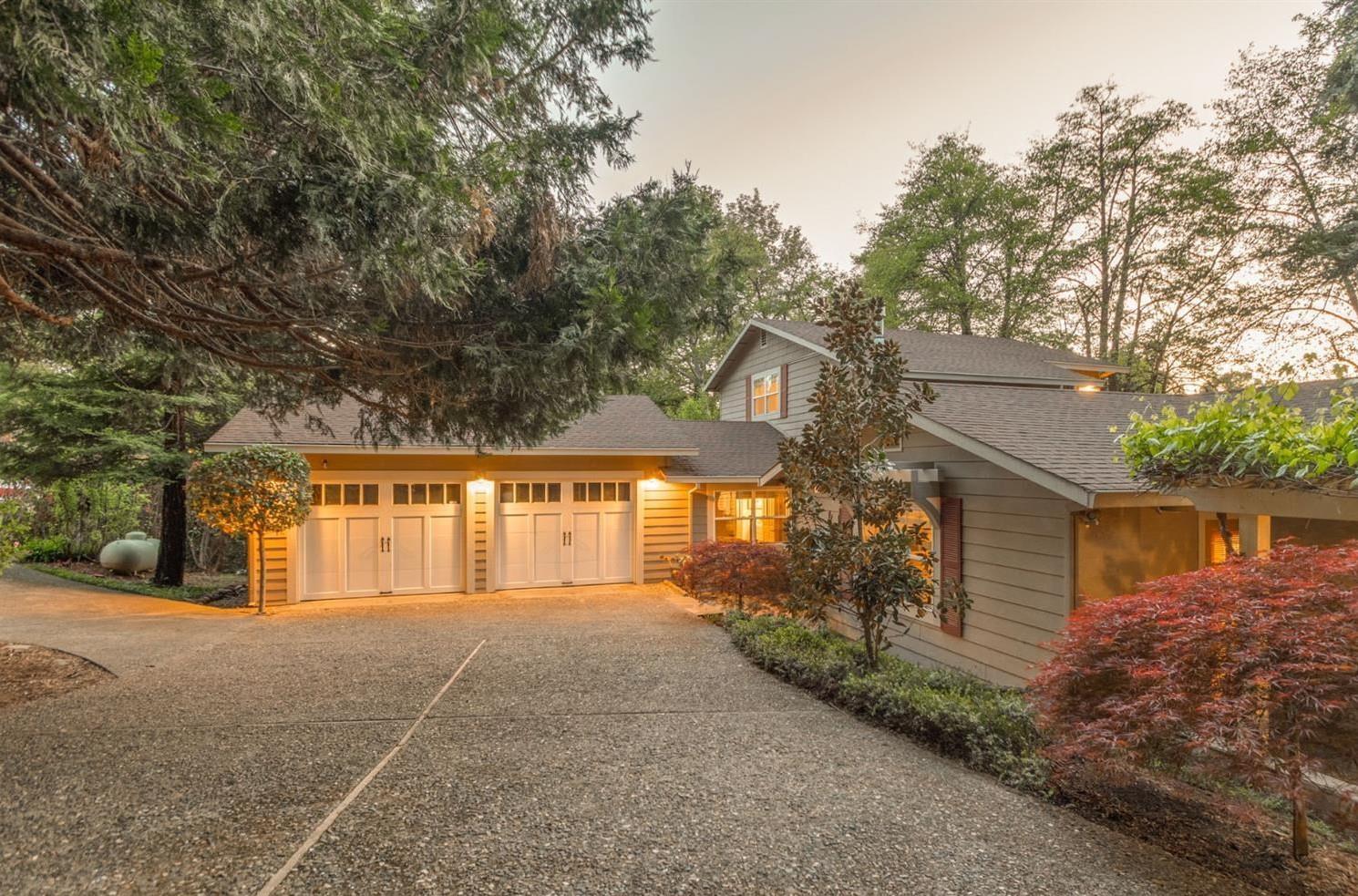 563 Tanner Court Murphys, CA 95247 - Photo 2 of 36