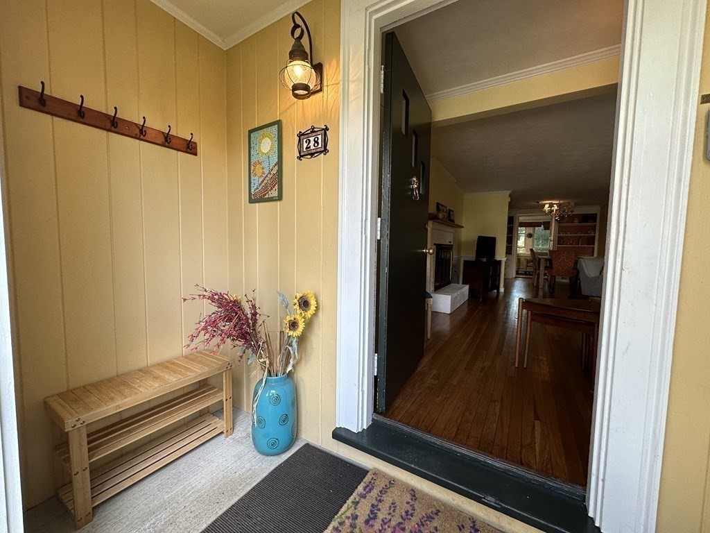 28 Horace Road Belmont, MA 02478 - Photo 3 of 42 Gallery Image 3
