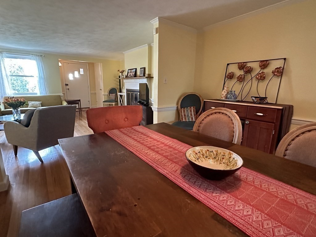 28 Horace Road Belmont, MA 02478 - Photo 8 of 42 Gallery Image 8