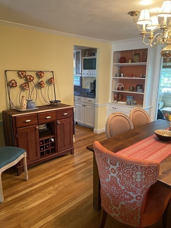 28 Horace Road Belmont, MA 02478 - Photo 9 of 42 Gallery Image 9
